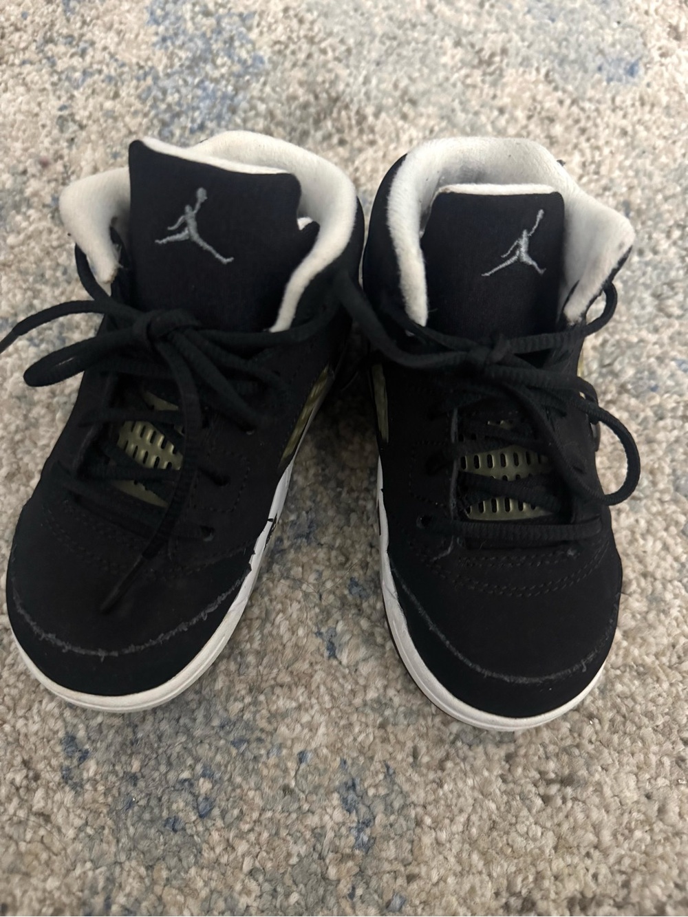 Jordan Kids Black and White Retro Jumpman Sneakers